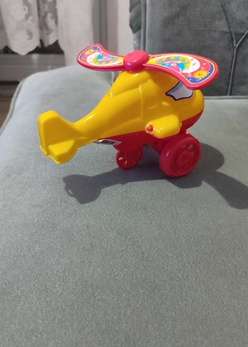 Renkli Sarı Oyuncak Uçak - Görsel 2