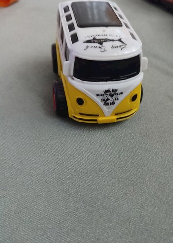 Sarı Minyatür Oyuncak Araba - Görsel 2