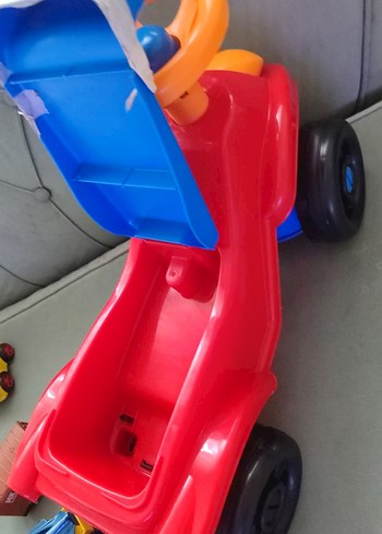 Renkli Kırmızı Oyuncak Araba - Görsel 4