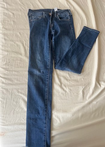 H&M Koyu Mavi Dar Kesim Denim Jean