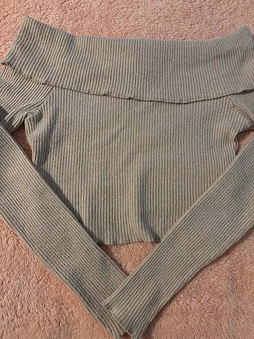Bershka Madonna yaka crop
