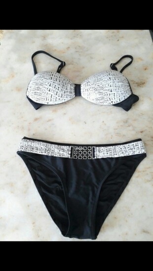 bikini....