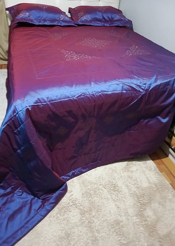 İşlemeli Parlak Mor Yatak Örtüsü - Görsel 10