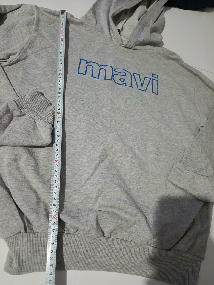 Gri Kapüşonlu Mavi Baskılı Sweatshirt - Görsel 3