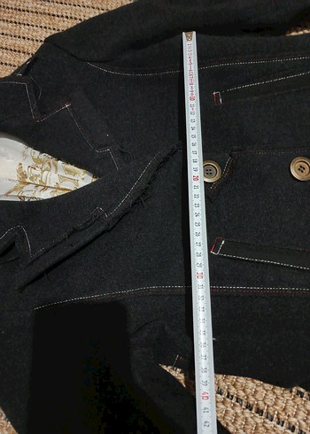 Düğmeli Siyah Kadın Kaban - Görsel 3