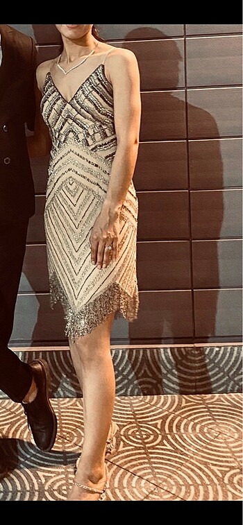 Oleg cassini gece elbisesi