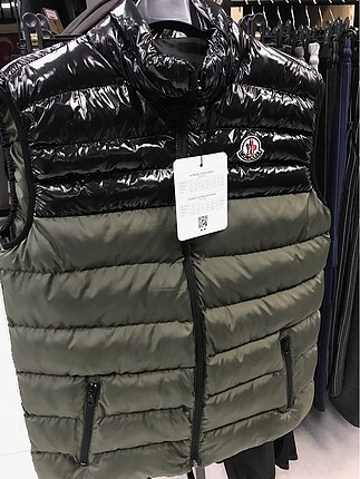 Moncler Yelek Moncler Yelek %20 İndirimli - Gardrops