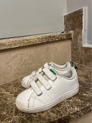 29 Beden Adidas orjınal ayakkabı