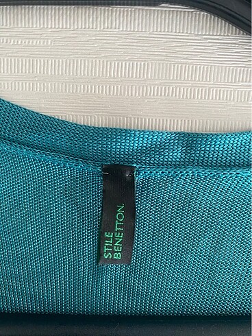 s Beden Benetton hırka