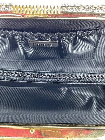 Beden Karaca Clutch / Portföy %70 İndirimli.