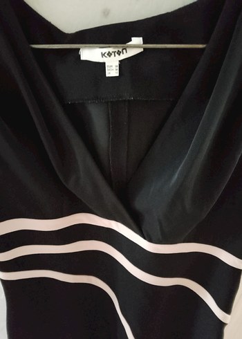 Drapeli V Yaka Siyah Midi Elbise - Görsel 2