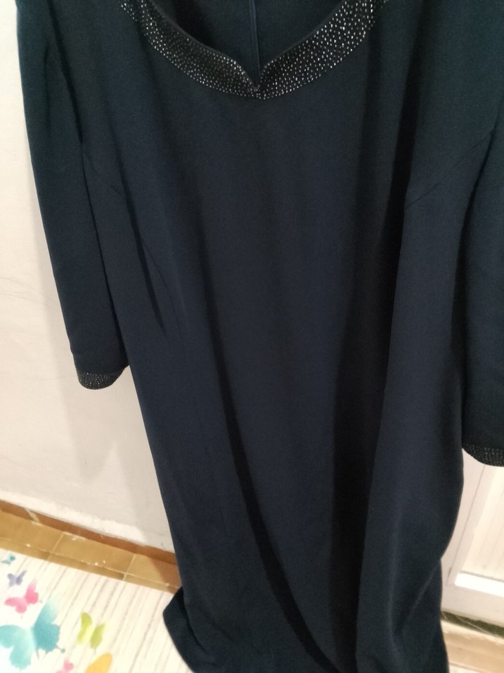 V Yaka siyah uzun elbise - Görsel 2