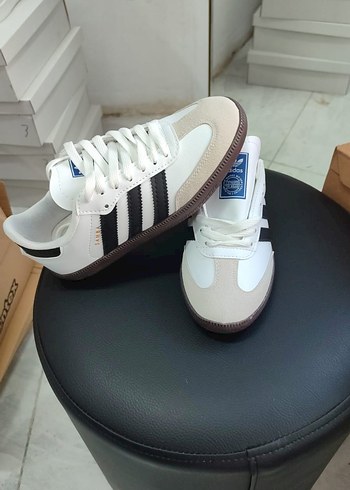 Adidas Kadın Beyaz Adidas Spor Ayakkabı