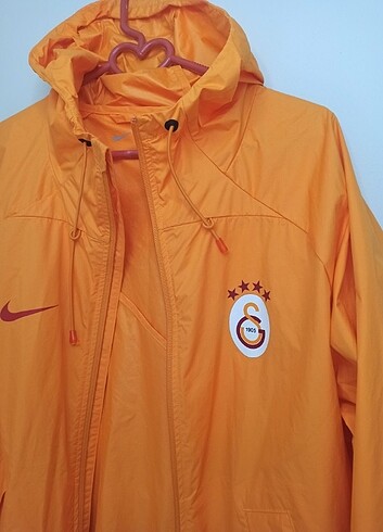 Galatasaray 23-24 sezon Yağmurluk  - Görsel 3