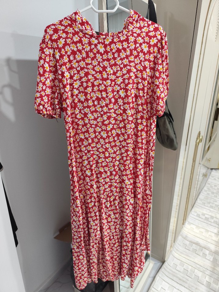 V Yaka Kısa Kollu Çiçekli Uzun Elbise - Görsel 2