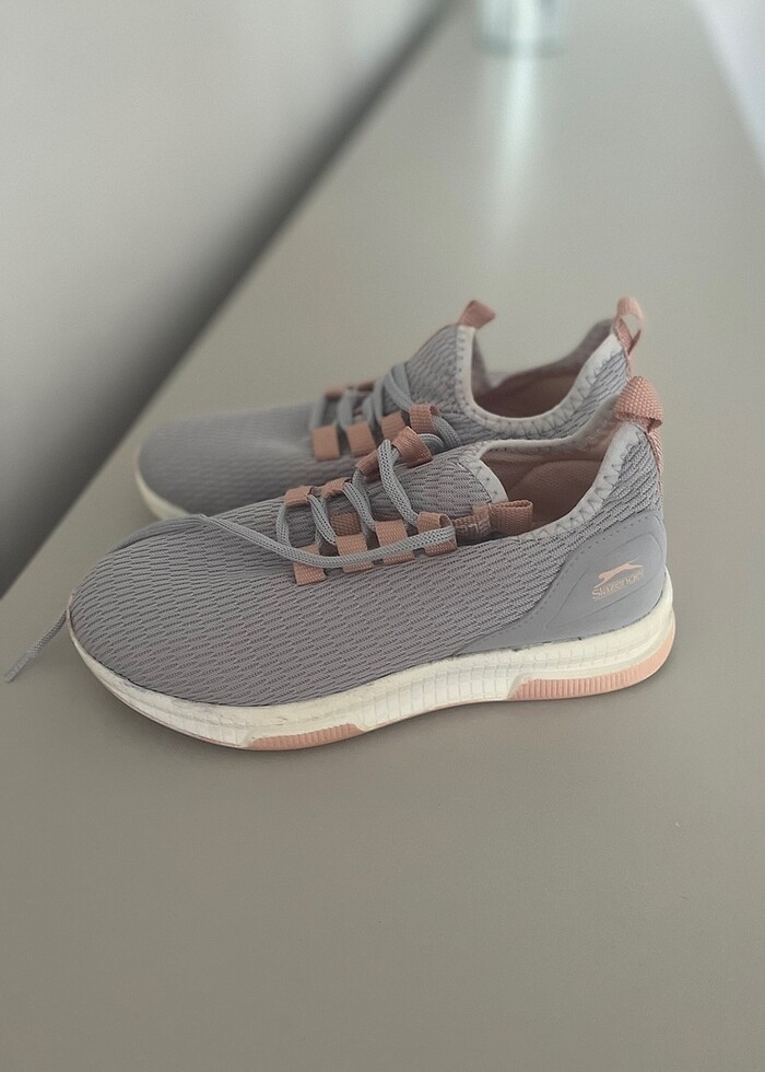 Slazenger spor ayakkabı - Görsel 2