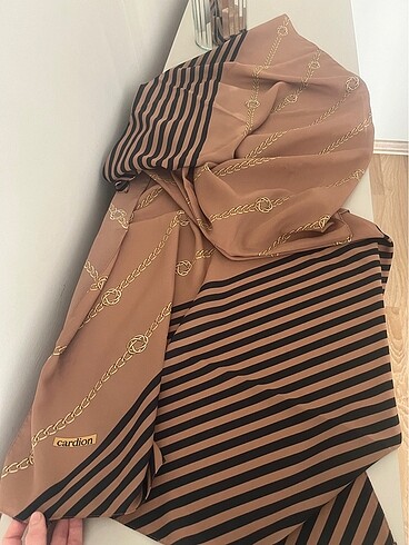 Desenli şal - Görsel 3