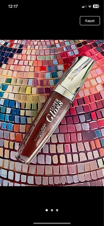 Pull and Bear Essene ve deborah gloss, tişört