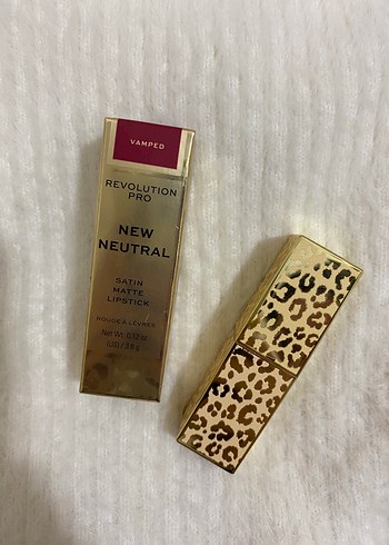 Revolution Pro Vamped ruj - Görsel 2