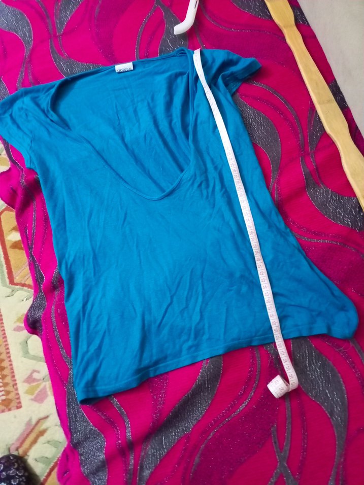 Kadın daissy  Yeşil V Yaka Tişört - Görsel 3