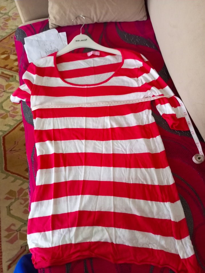 Tiffany trende Kısa Kollu Kırmızı Çizgili  l beden Tişörtü - Görsel 4