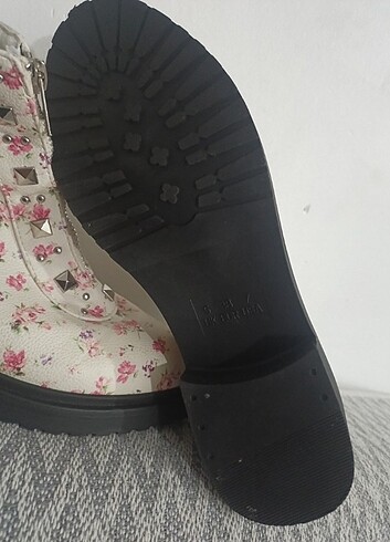 Kadın çiçek desenli bot 38 numara - Görsel 9