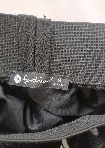 Kadın Siyah Pul Payetli Yılan Desenli Mini Etek - Görsel 5