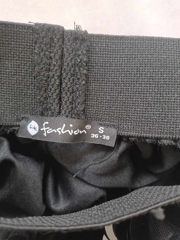 Kadın Siyah Pul Payetli Yılan Desenli Mini Etek - Görsel 5