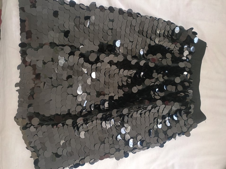 Kadın Siyah Pul Payetli Yılan Desenli Mini Etek - Görsel 3