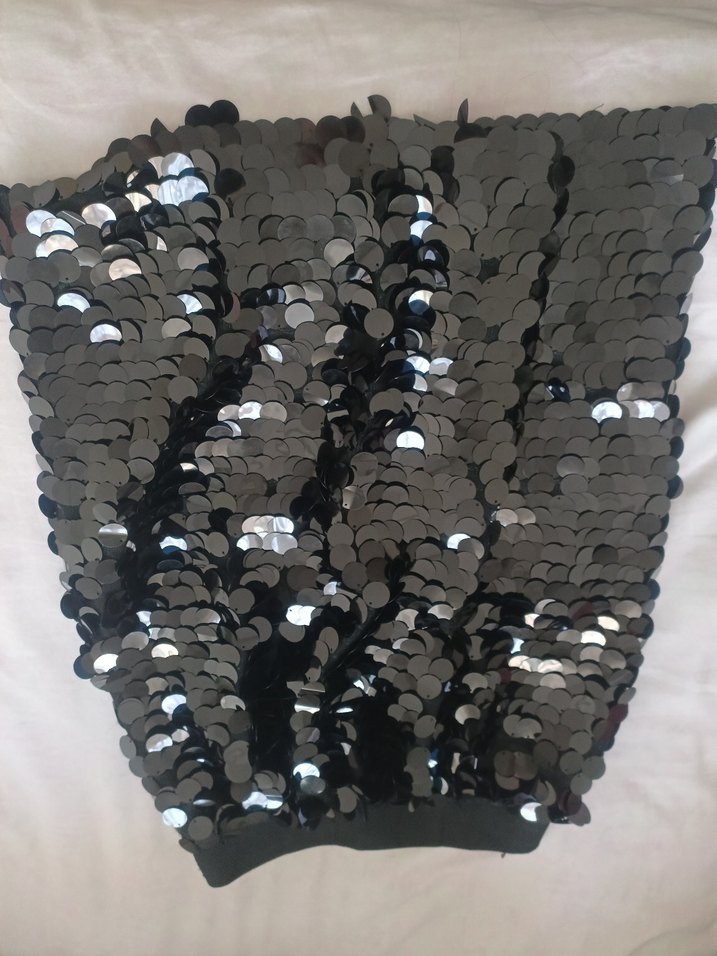 Kadın Siyah Pul Payetli Yılan Desenli Mini Etek - Görsel 2