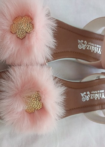 Pembe Tüylü Kız Çocuk Sandalet - Görsel 5