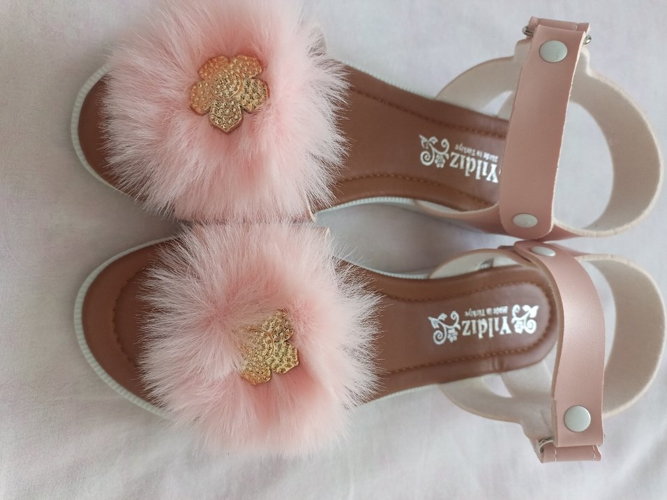 Pembe Tüylü Kız Çocuk Sandalet - Görsel 5