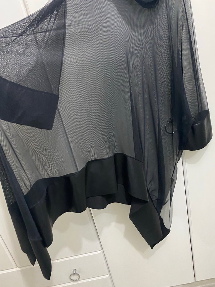 Siyah Uzun Kollu Dökümlü Gotik Tunik - Görsel 5