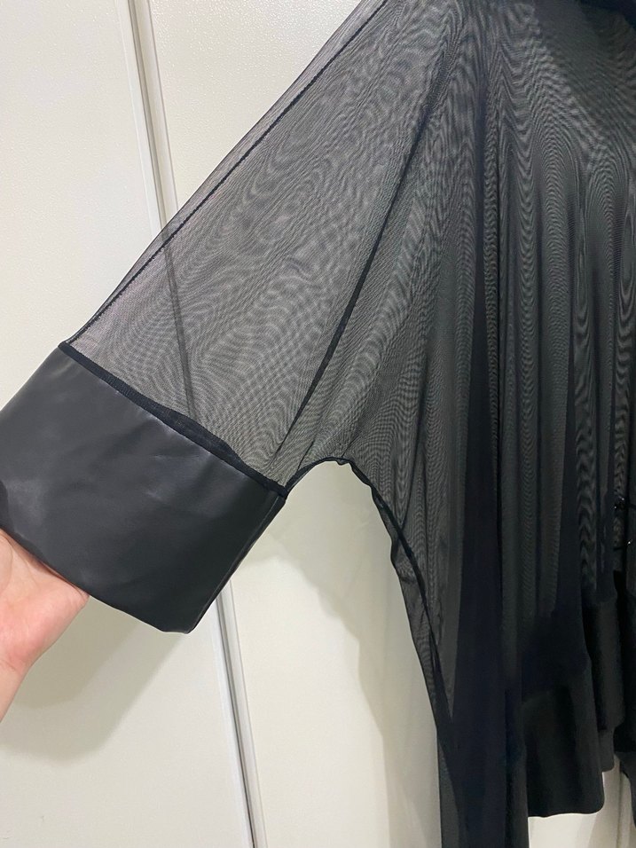 Siyah Uzun Kollu Dökümlü Gotik Tunik - Görsel 2