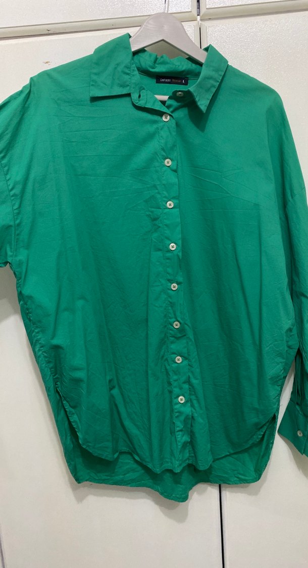 Düğmeli Yeşil Gömlek - Görsel 2