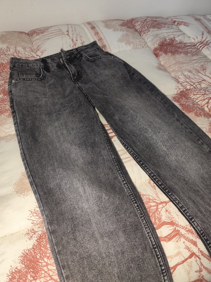 Gri Denim Düğmeli Kadın Bol Kesim Jean - Görsel 2