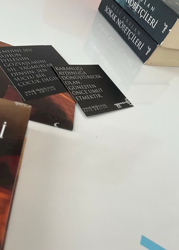  Beden Renk Sokak Nöbetçileri Roman Seti III ve IV