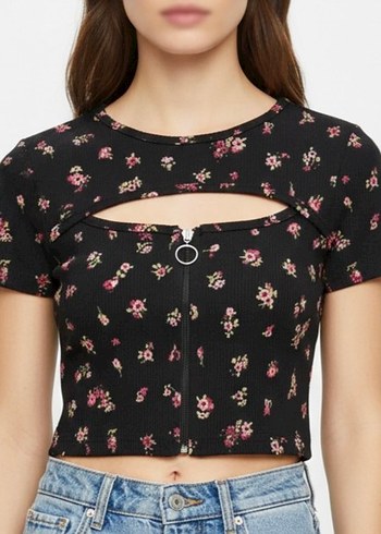 Önden Dekolte ve Fermuarlı Crop/ Büstiyer - Görsel 2