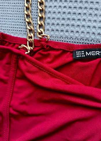 Bordo Zincir Askılı Mini Büstiyer - Görsel 3