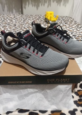 Skechers 41