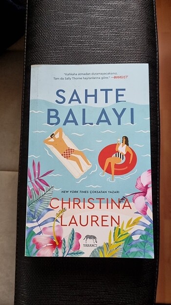 Sahte Balayı, CHRISTINA LAUREN