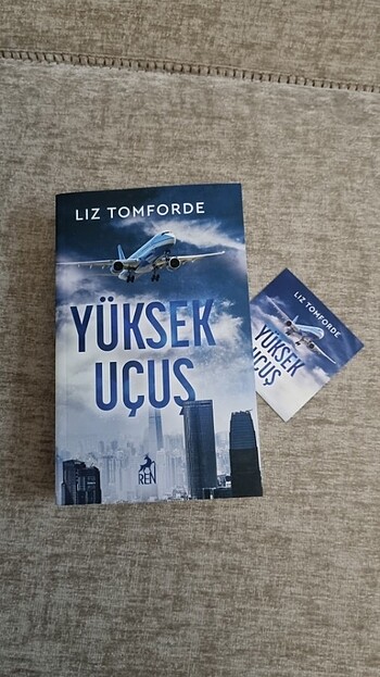 YÜKSEK UÇUŞ, LIZ TOMFORDE 