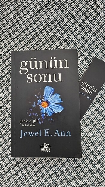 Günün Sonu ,Jewel E. ANN