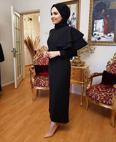40 Beden siyah Renk Selvi çetin elbise