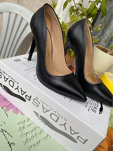 Siyah stiletto ayakkabı 35 numara