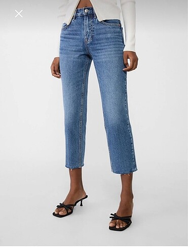 38 Beden mavi Renk Stradivarius jean