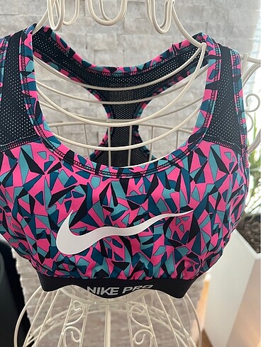 Kız çocuk nike bra tshirt takımı