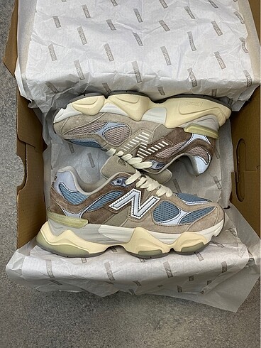 New Balance NEW BALANCE