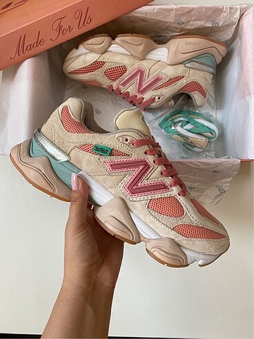 *New balance 9060 Cookie pink*