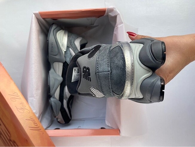 39 Beden siyah Renk NEW BALANCE